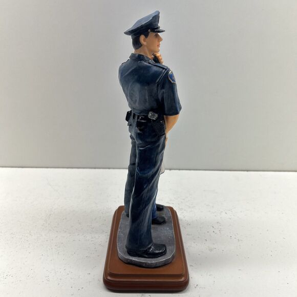 Rare Vintage 2000 Vanmark Blue Hats of Bravery “Hero” #1/1730 Collector Plate - Picture 3 of 7